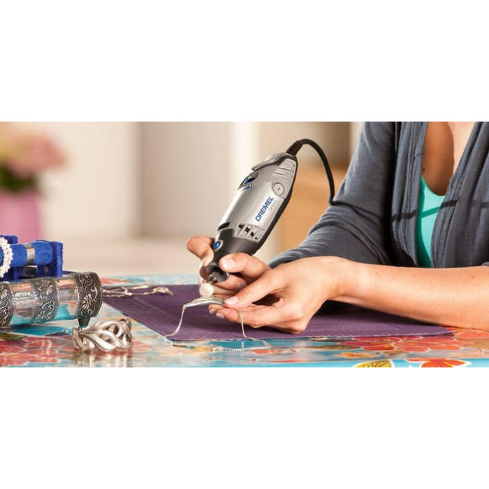 Многофункциональный инструмент Dremel 3000-15, набор отрезных дисков SC690