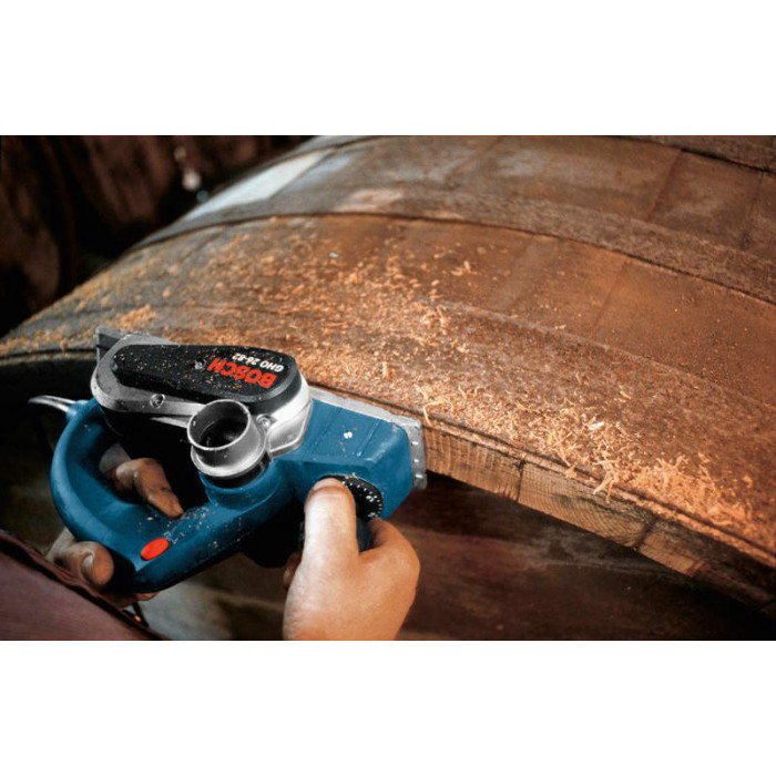 Електрорубанок Bosch GHO 26-82 Professional (06015A4301)