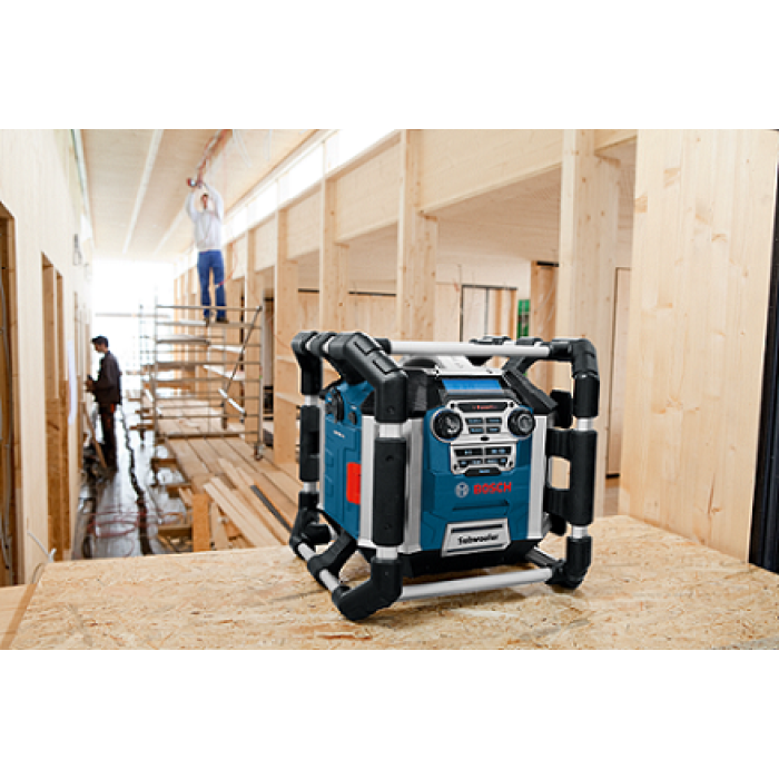 Зарядное устройство с радиоприемником Bosch GML 50 Professional