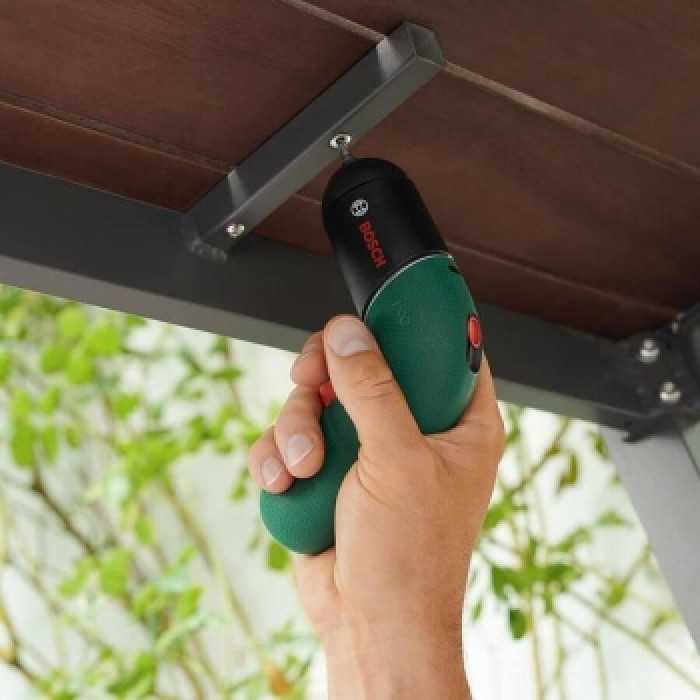Акумуляторна електровикрутка Bosch IXO 6 SET (06039C7122)