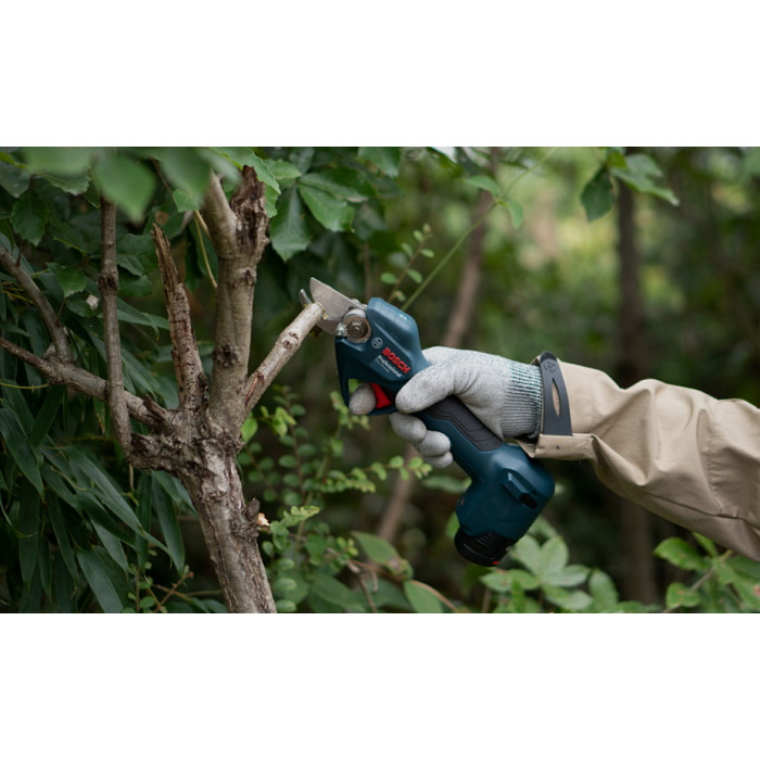 Аккумуляторный секатор Bosch Professional Pro Pruner (Без АКБ и ЗУ) (06019K1020)
