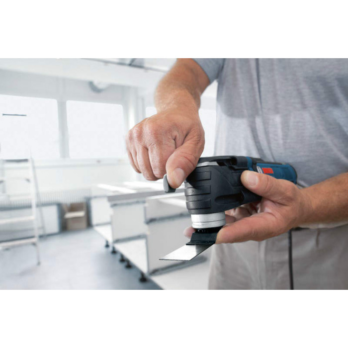 Багатофункціональний інструмент Bosch GOP 300 SCE Professional L-Boxx (0601230502)