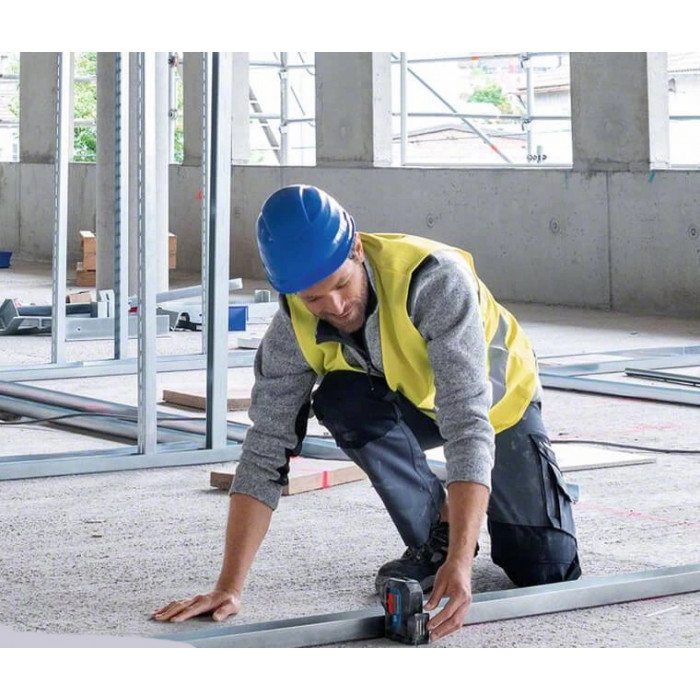 Лазерный нивелир Bosch Professional GPL 3 G c чехлом (0601066N00)