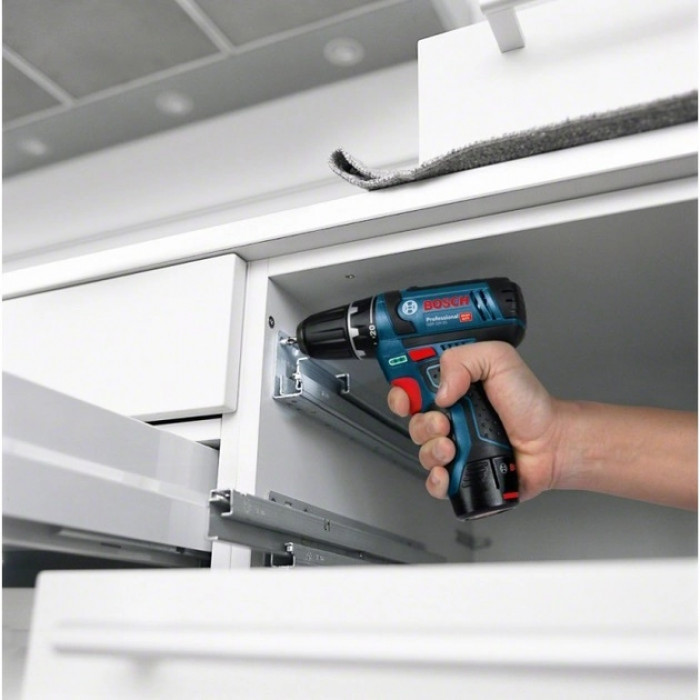 Акумуляторний безщітковий шуруповерт Bosch Professional GSR 12V-35 FC з БЗП в L-Boxx 102 з 2 акб GBA 12V 3.0Ah та з/в GAL 12V-40 (06019H3001)