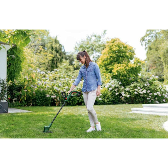 Аккумуляторный триммер Bosch EasyGrassCut 18V-260, АКБ 18 В / 2.5 Ач, Зарядное устройство (06008C1C05)