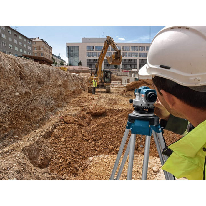 Оптический нивелир Bosch GOL 26 D Professional