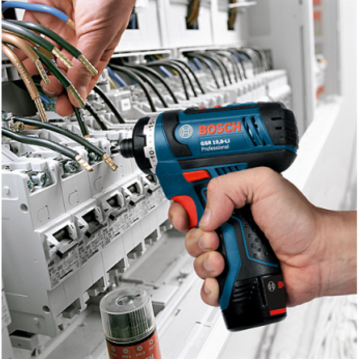 Аккумуляторный шуруповерт Bosch GSR 10,8-Li Professional 2 x 2,0 Ah (0601992909)